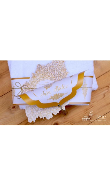 Trusou botez alb cu gold elegant si special cu broderie customizata Boho 11